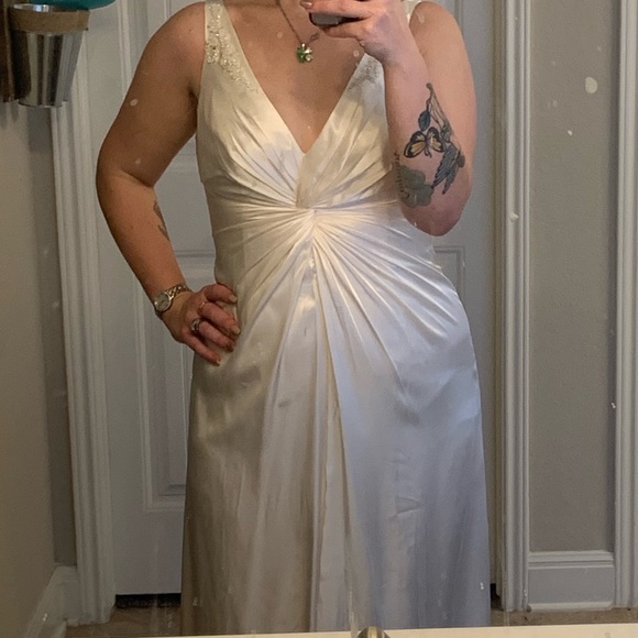 David’s bridal ivory dress - Picture 7 of 7